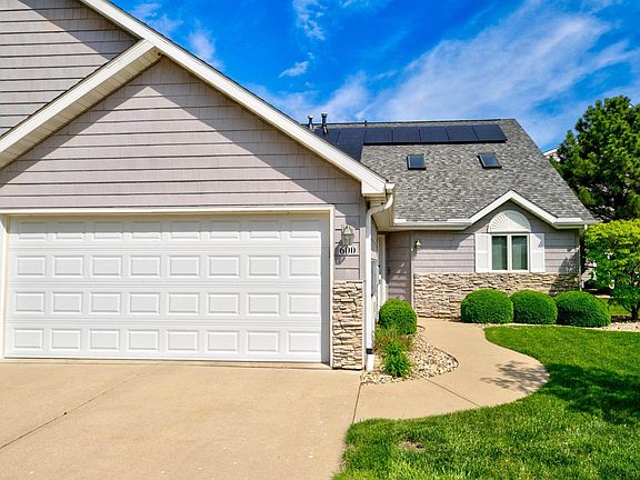 3rd image of 600 Harbor Pointe Dr