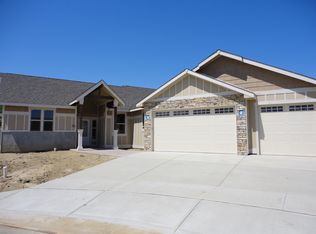 1418 Kirby Ln, Wenatchee, WA 98801