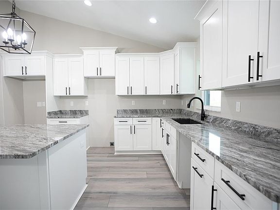 4th image of 6689 SW 179th Court Rd