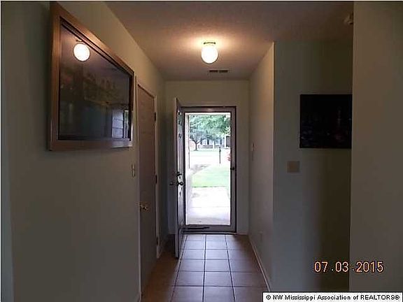 3rd image of 3067 Caitlynn Cir