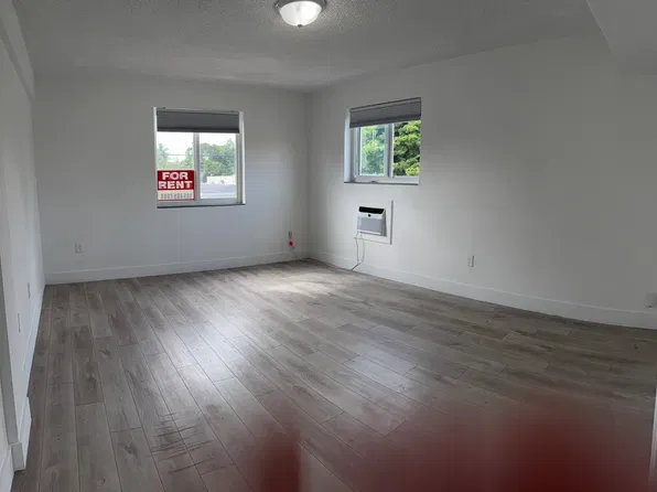 2121 SW 4th St, Miami, FL 33135