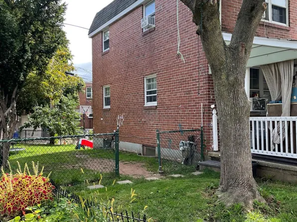 32 Forrest Ave, Norristown, PA 19401