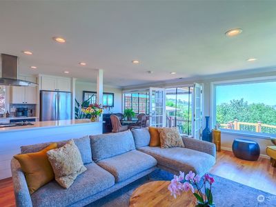 612 SW Othello Street, Seattle, WA, 98106