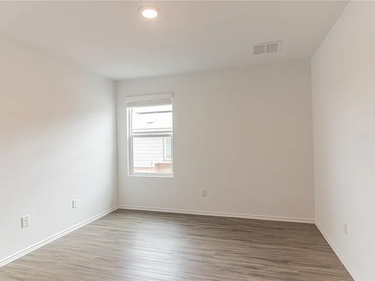 500 Jack Ryan St — Photo 20