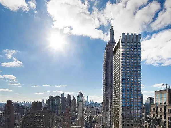 425 5th Avenue image 2 of 9