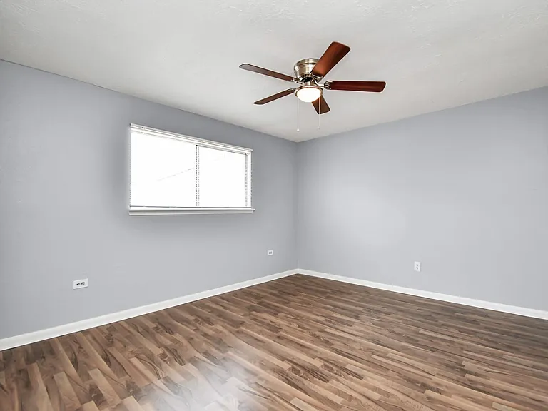 2379 Briarwest Blvd #15 — Photo 20