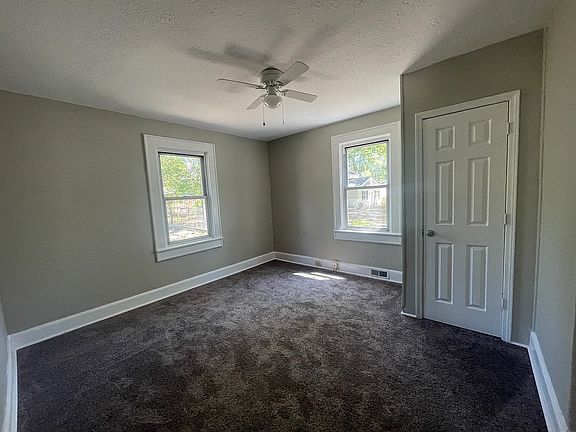 5th image of 2719 Chestnut St
