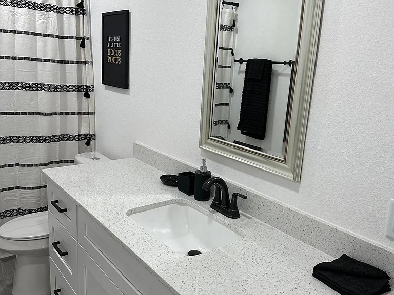 8722 Peachtree St — Photo 13