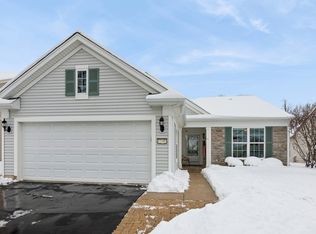 12490 Russet Ln, Huntley, IL 60142