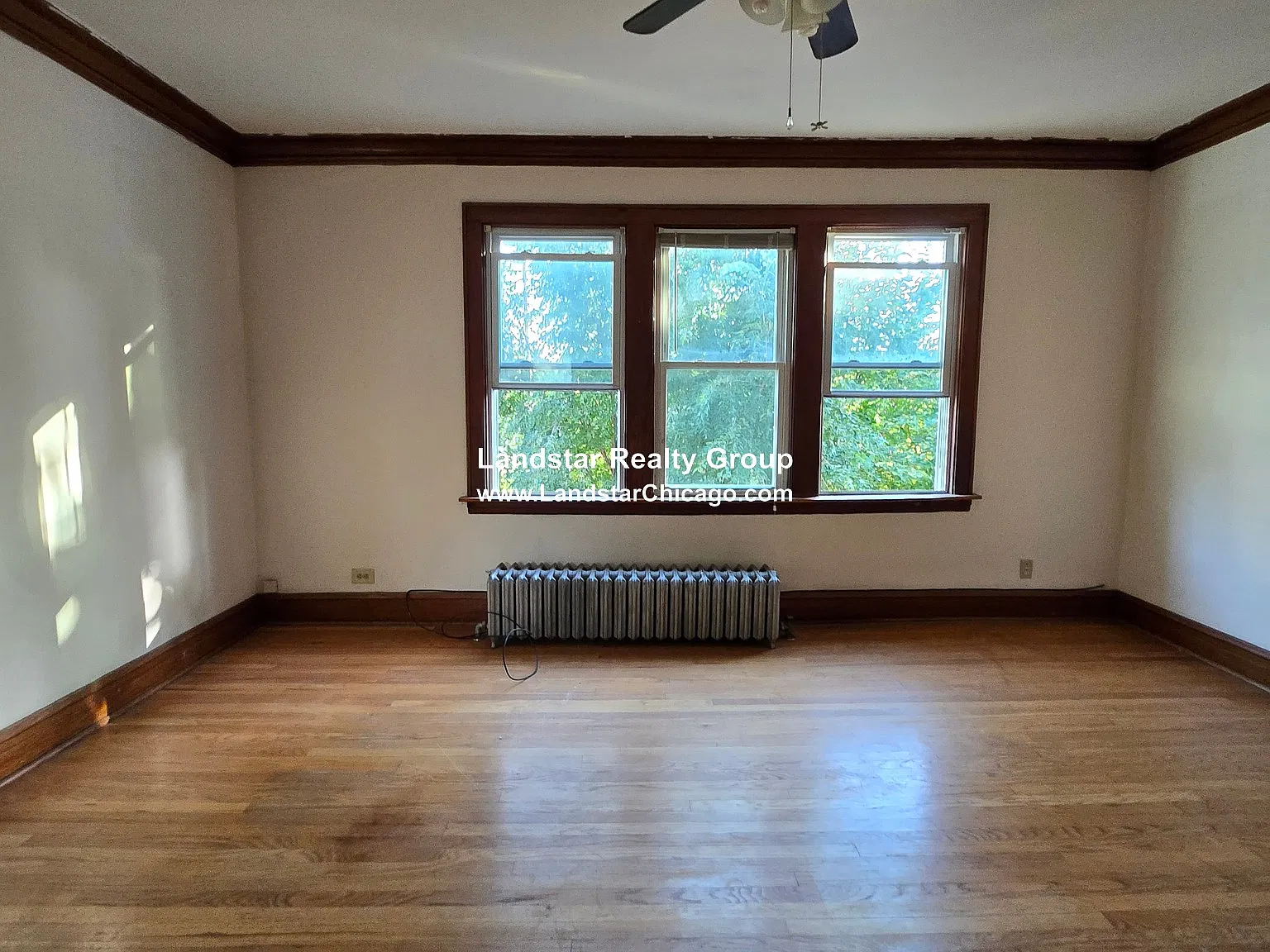 2 bed, 1.0 bath, $1,700 — Photo 2
