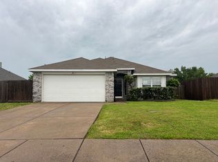 220 Amherst Dr, Forney, TX 75126