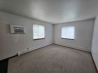 209 Baltimore St APT 5, Waterloo, IA 50701