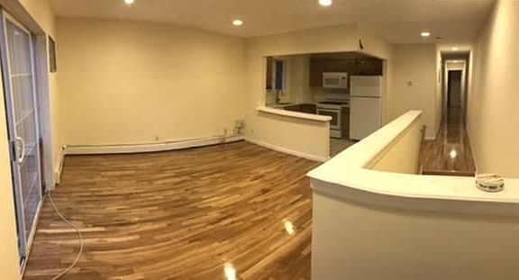 5th image of 323 Quincy Ave #2