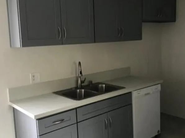 18606 Collins St #6, Tarzana, CA 91356