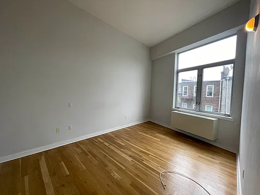 Rented by Oxford Property Group | media 12