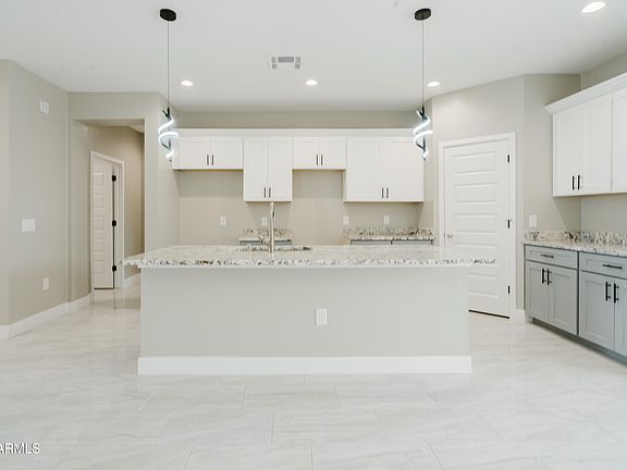 5th image of 10346 W BRADSHAW Drive
