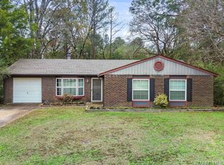 153 Pinewood Dr, Millbrook, AL 36054