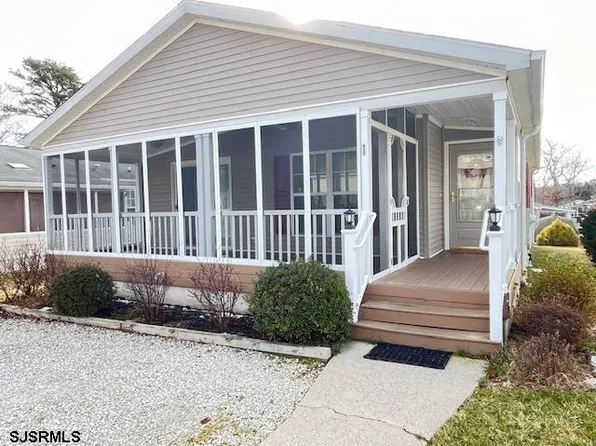 1 Fernwood Ct, Mays Landing, NJ 08330