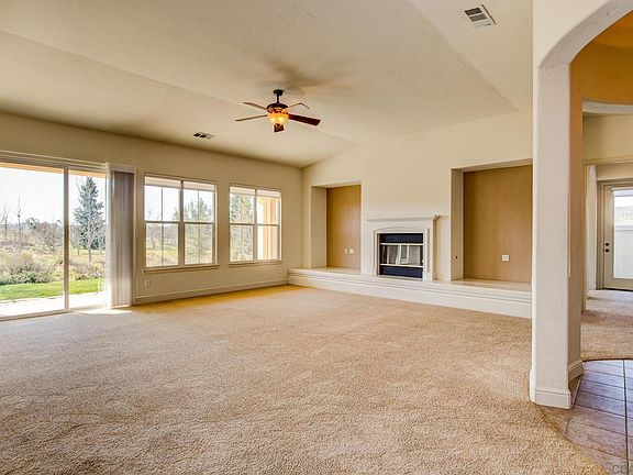 4th image of 138 Glen View Ct #0