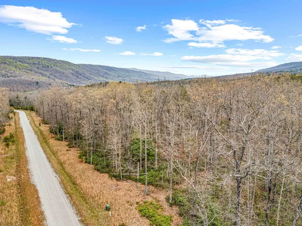 Black Diamond Dr, New Castle, VA 24127