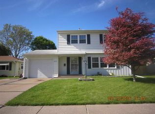 4717 19th Ave, Moline, IL 61265