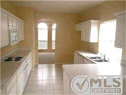 3rd image of 4628 Ferncrest Dr