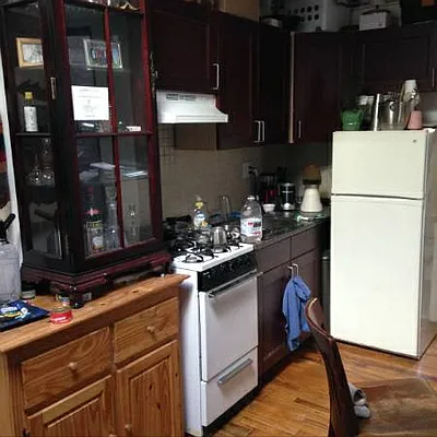 Rented by Chartwell Manhattan Realty | media 13