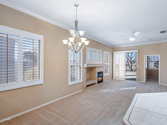 5th image of 1021 Bella Luna Dr