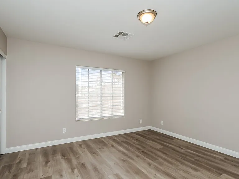 1890 Bocale Ct — Photo 15