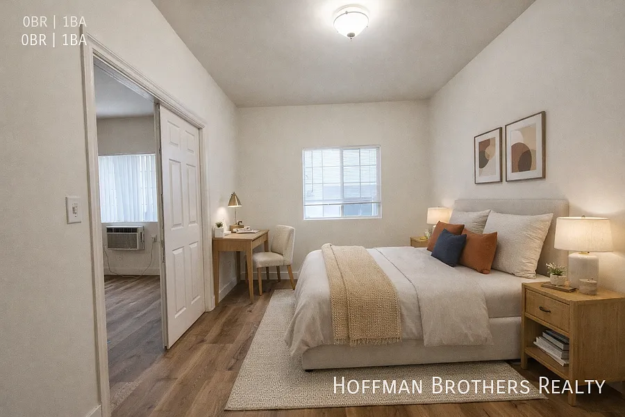 Building Photo - 1317 N Bronson Ave #1001