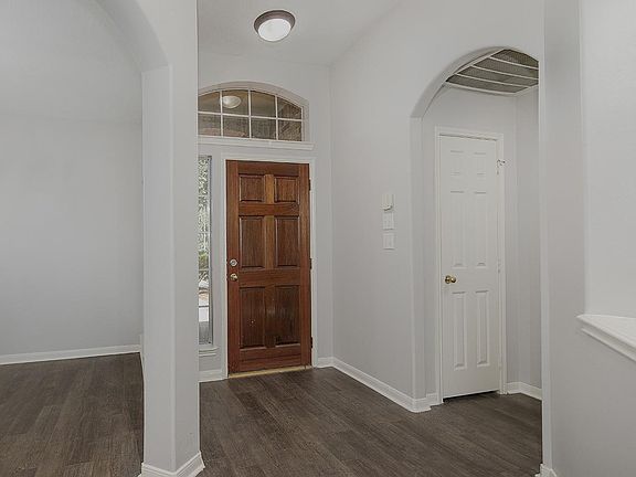 4th image of 19403 Evening Glen Cir