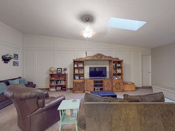 2nd image of 4349 Springdale Dr