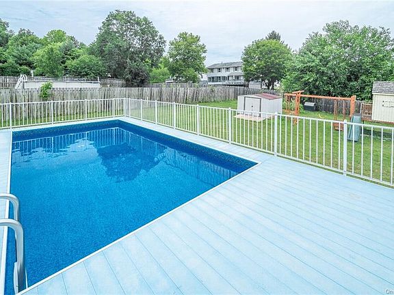 2nd image of 102 Creamery Dr