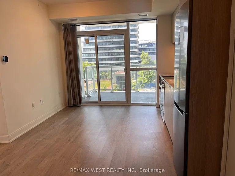 65 Annie Craig Dr #302 — Photo 4