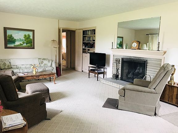 2nd image of 42 Fruit Hill Dr