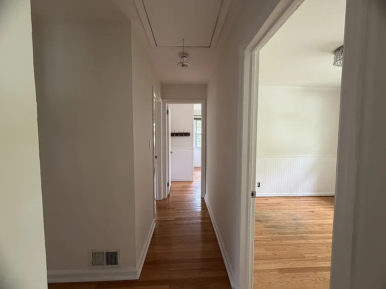 2 Dogwood Ter — Photo 11