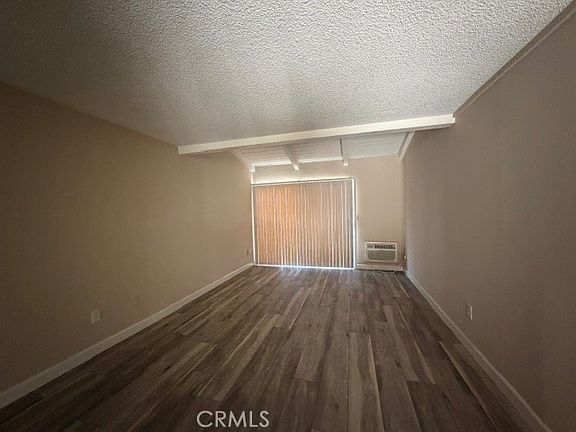5th image of 1000 W Macarthur Blvd APT 84