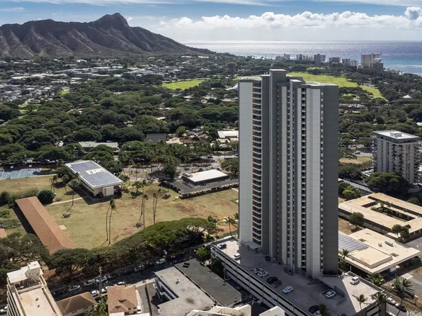 2600 Pualani Way APT 103, Honolulu, HI 96815