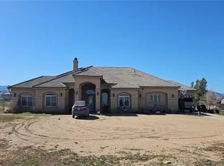 7677 Mono Rd, Phelan, CA 92371