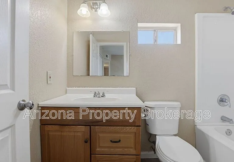 607 W Rio Salado Pkwy #205 — Photo 11