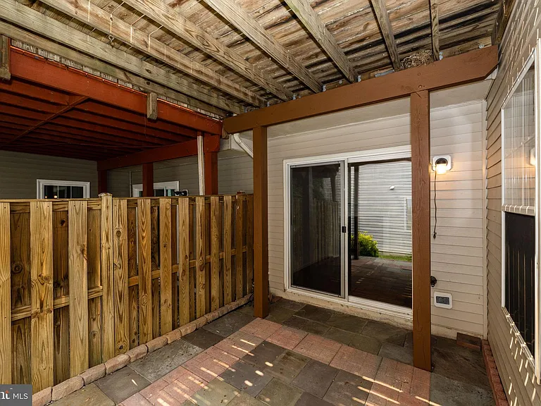 5319 Waldo Dr — Photo 47