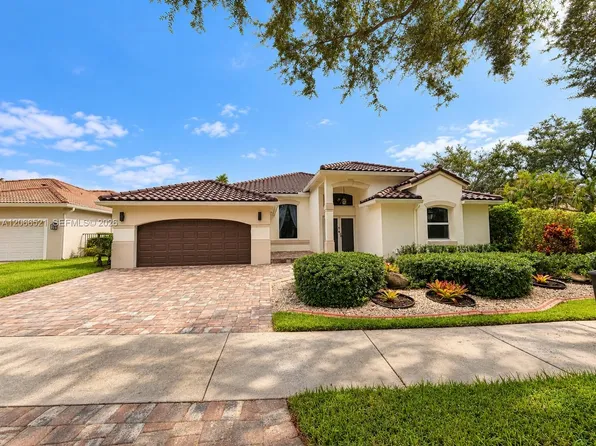 2616 Oakbrook Ct, Weston, FL 33332