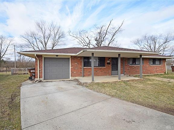 2nd image of 143 Pollyanna Ave