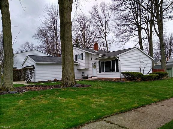 2nd image of 488 E Overlook Dr