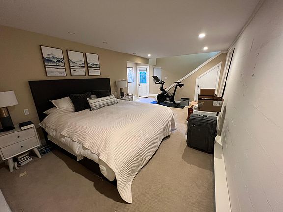 Primary Bedroom 19_x11_