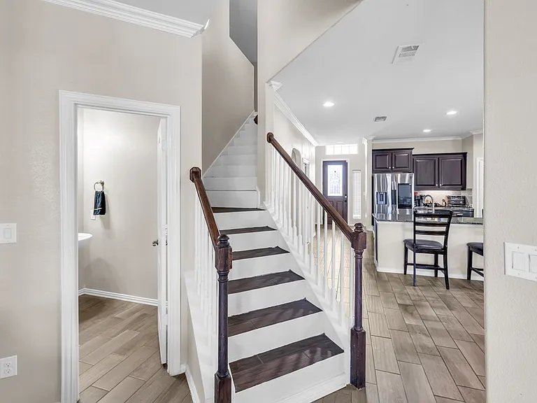 2313 Sky View Rd — Photo 15