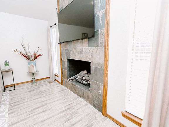 5th image of 4158 Timberlane