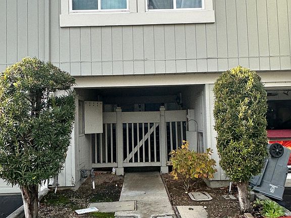 3rd image of 20125 Northwind Sq