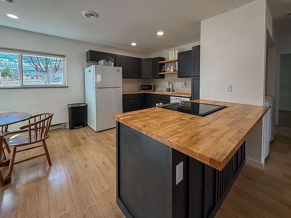5th image of 441 E Scenic Dr Unit A