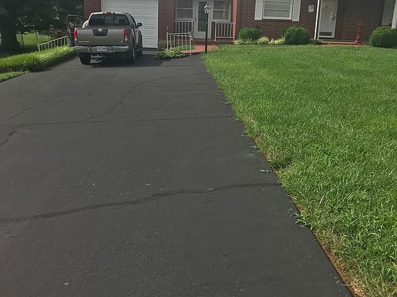 2nd image of 119 Fairview Dr